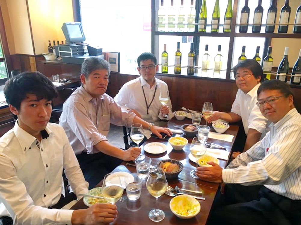 会社の先輩方との会食